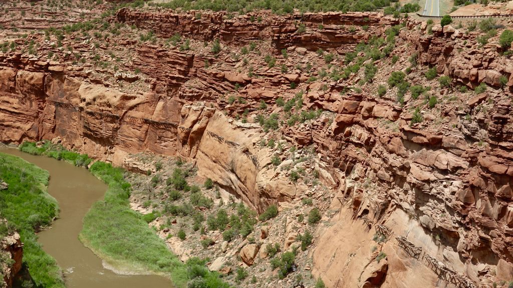 Hanging Flume Overlook